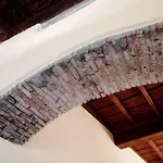 Πανσιόν Historical - The House Of Travelers