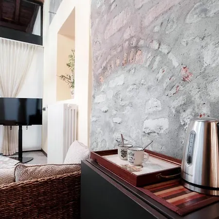 Historical - The House Of Travelers Gæstehus Como