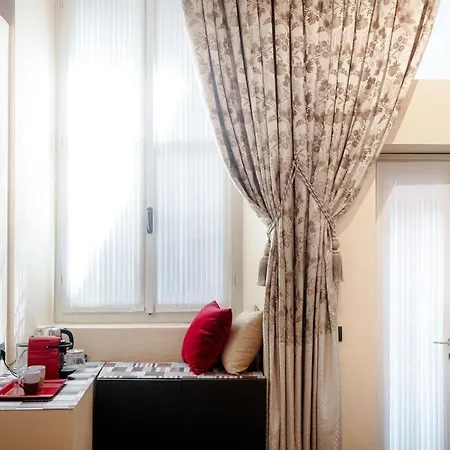 Gæstehus Historical - The House Of Travelers Como