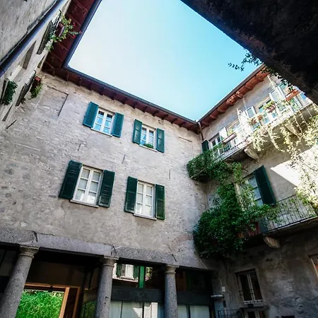 Historical - The House Of Travelers Gæstehus Como