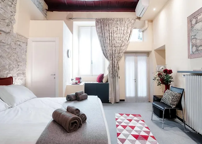 Historical - The House Of Travelers Гостевой дом Комо