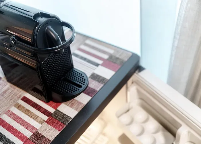 Historical - The House Of Travelers