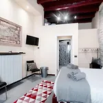 Guest house Historical By 