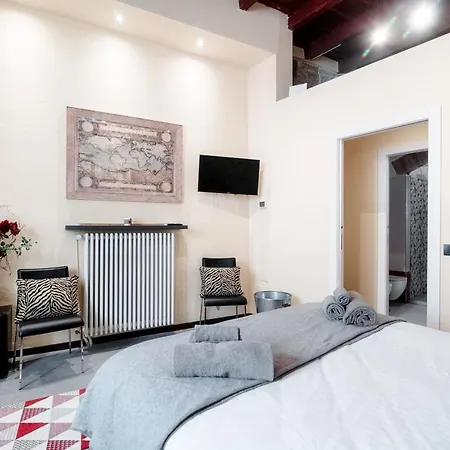 Vendégház Historical - The House Of Travelers Como